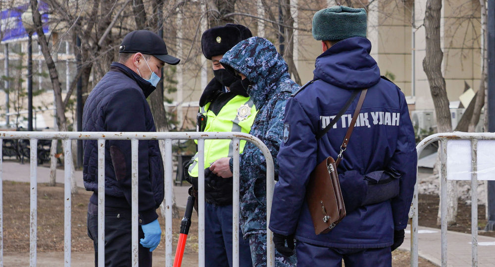 Атырауда журналистер ұсталды - телеарна ресми мәлімдеме жасады