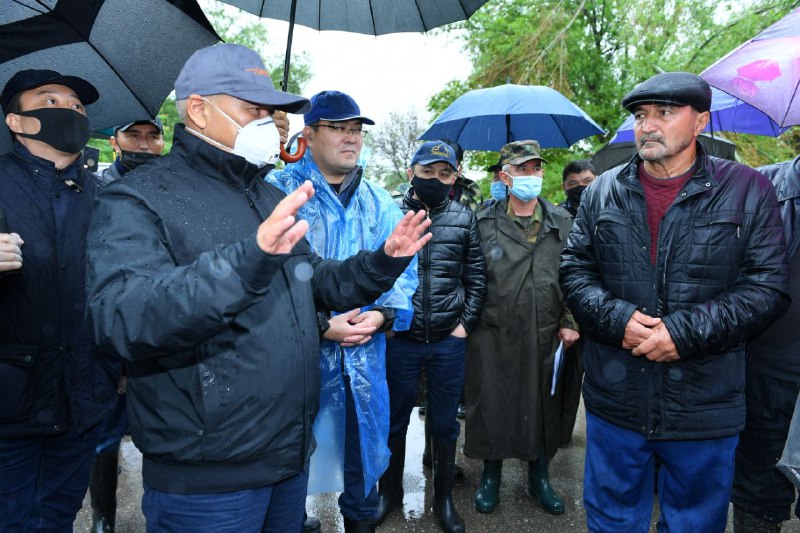 Түркістан облысында нөсер жаңбыр салдарынан өзендер арнасынан асуда