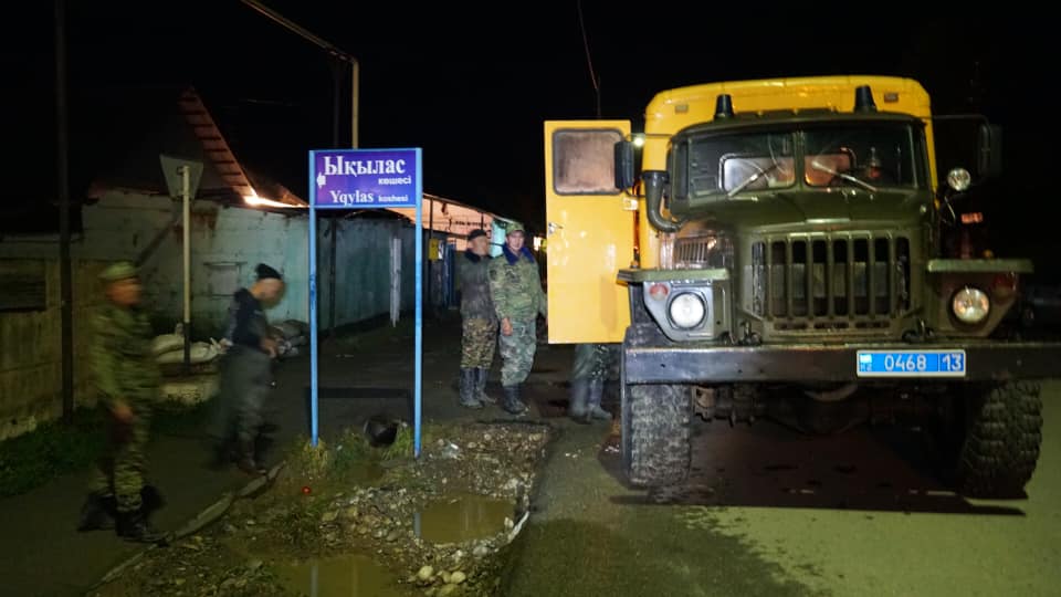 Толассыз жаңбыр салдарынан Түркістан облысындағы үш ауылды су басуда