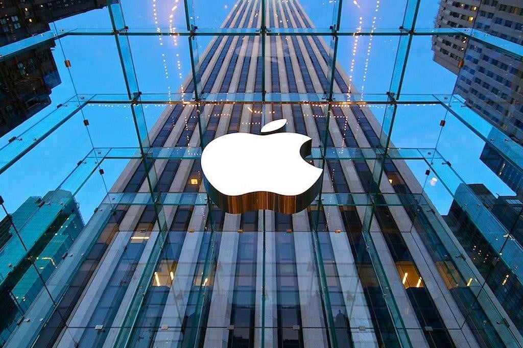 Apple стала самой дорогой компанией в мире