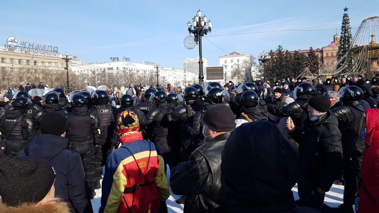 Десятки человек задержаны на акциях в поддержку Навального на Дальнем Востоке