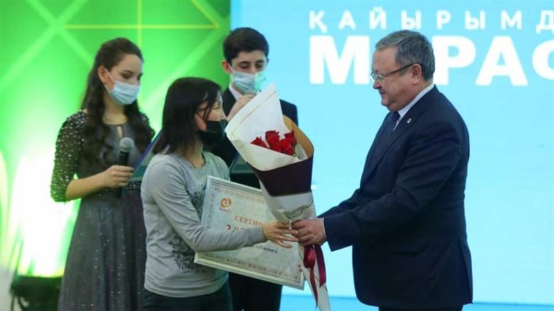 2 млн теңгенің жыры: Көпбалалы ана  әкімнен кешірім сұрады