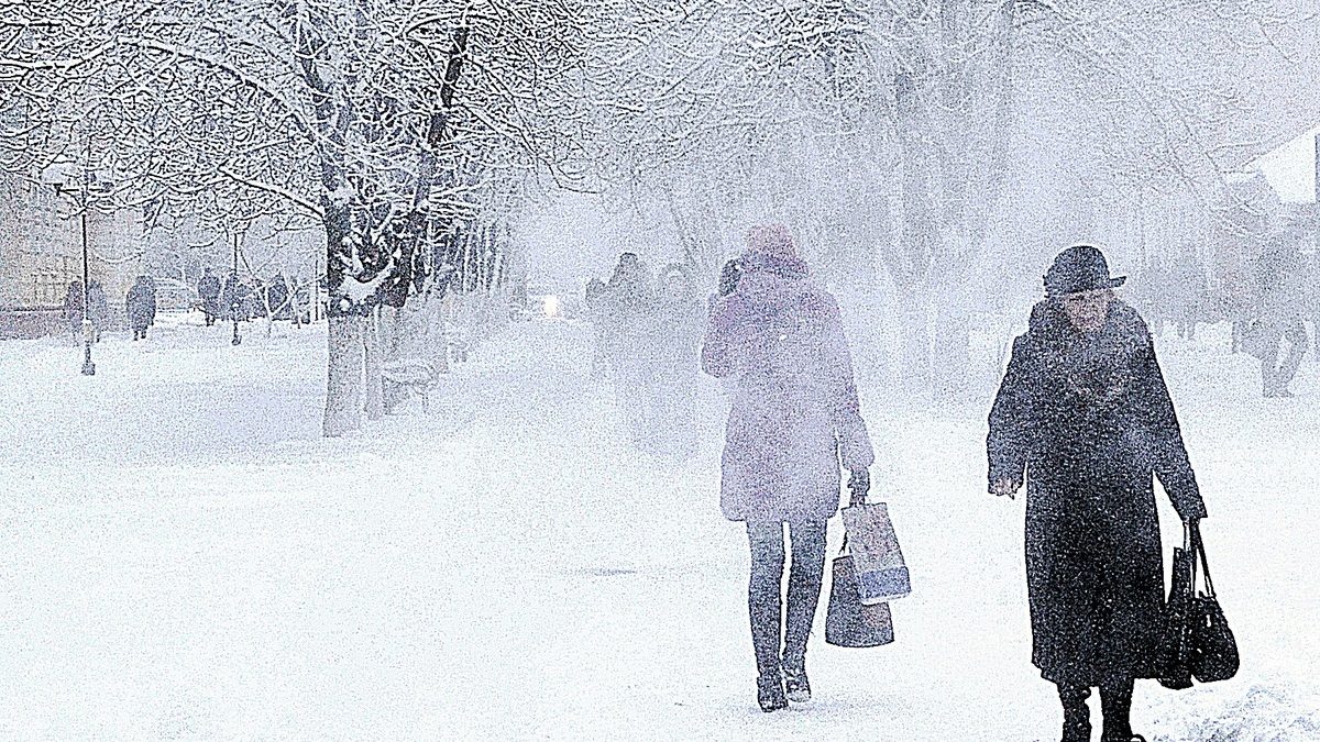 Қазақстанның алты облысында жолдар жабылды