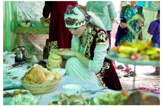 ​«Жалғыз келінім үйіме сыйдырмайды»: түркістандық әйел аянышты жағдайын айтты