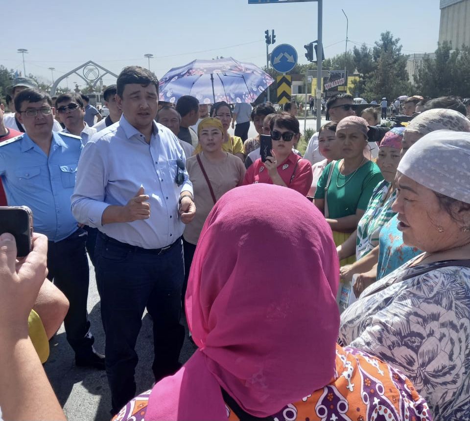 Жетісай: Өртенген базар бойынша екі сараптама жүргізілуде