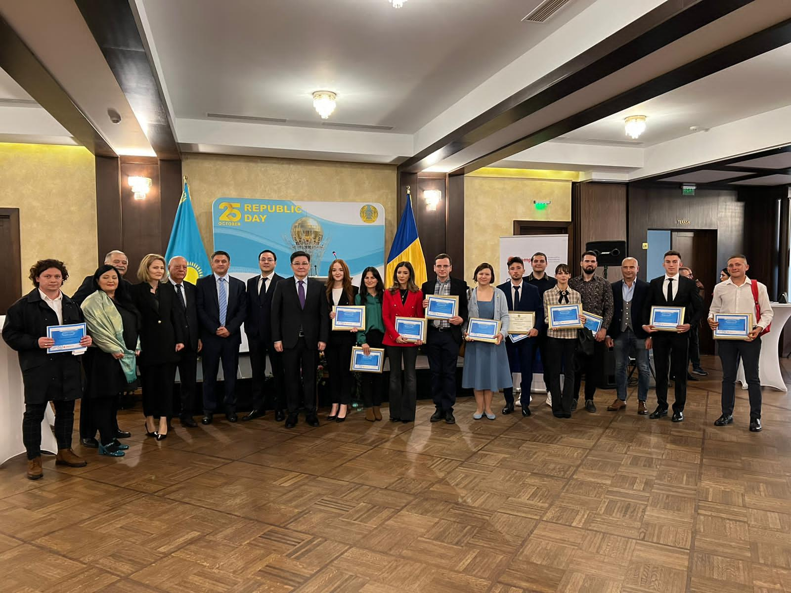 Румынияда «Let’s discover Kazakhstan» эссе байқауы өтті