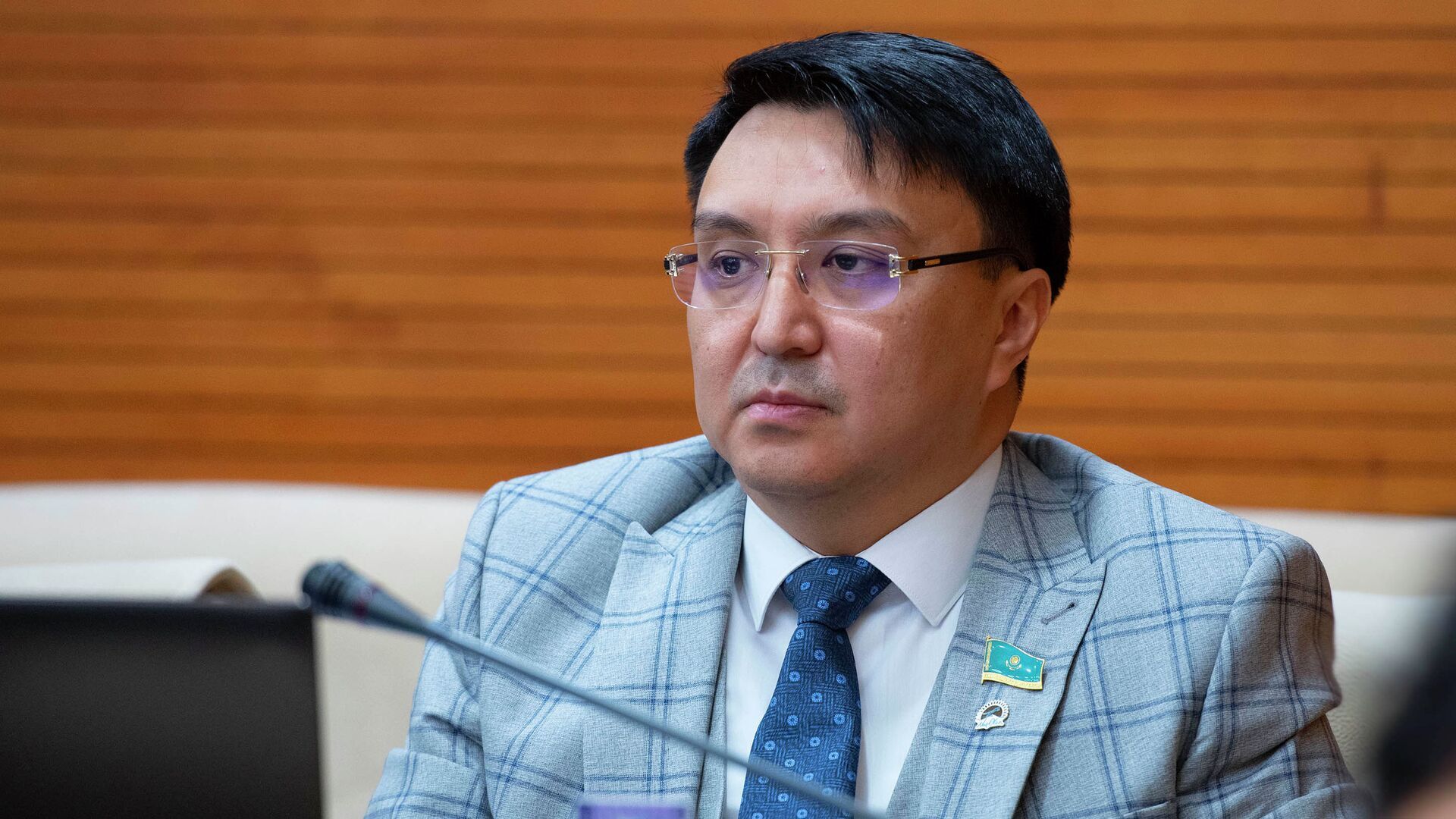 Гимнастшы Әлия Юсупованың бұрынғы күйеуі пара алғаны үшін ұсталды