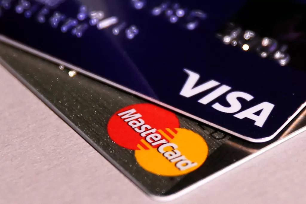 Қазақстанда да, әлемде де VISA мен MasterCard орындарын жоғалтып жатыр