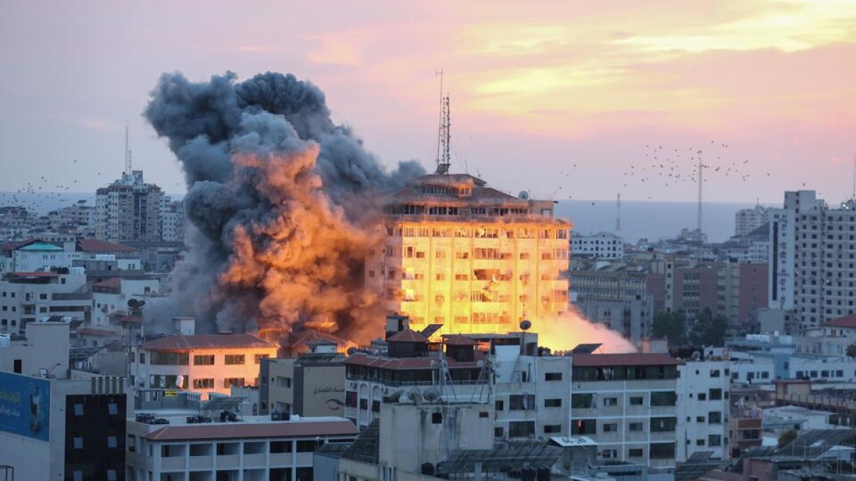 Газада бомба жарылысынан 800 адам қаза тапты