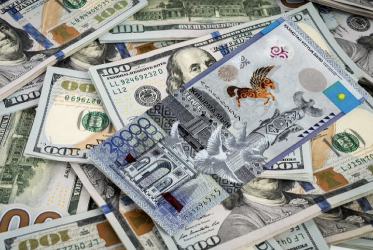Қанша? 2 қарашадағы доллар, еуро, рубль құны белгілі болды