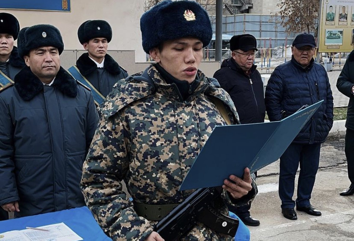 Әлем чемпионы Санжар Ташкенбай әскерге аттанды