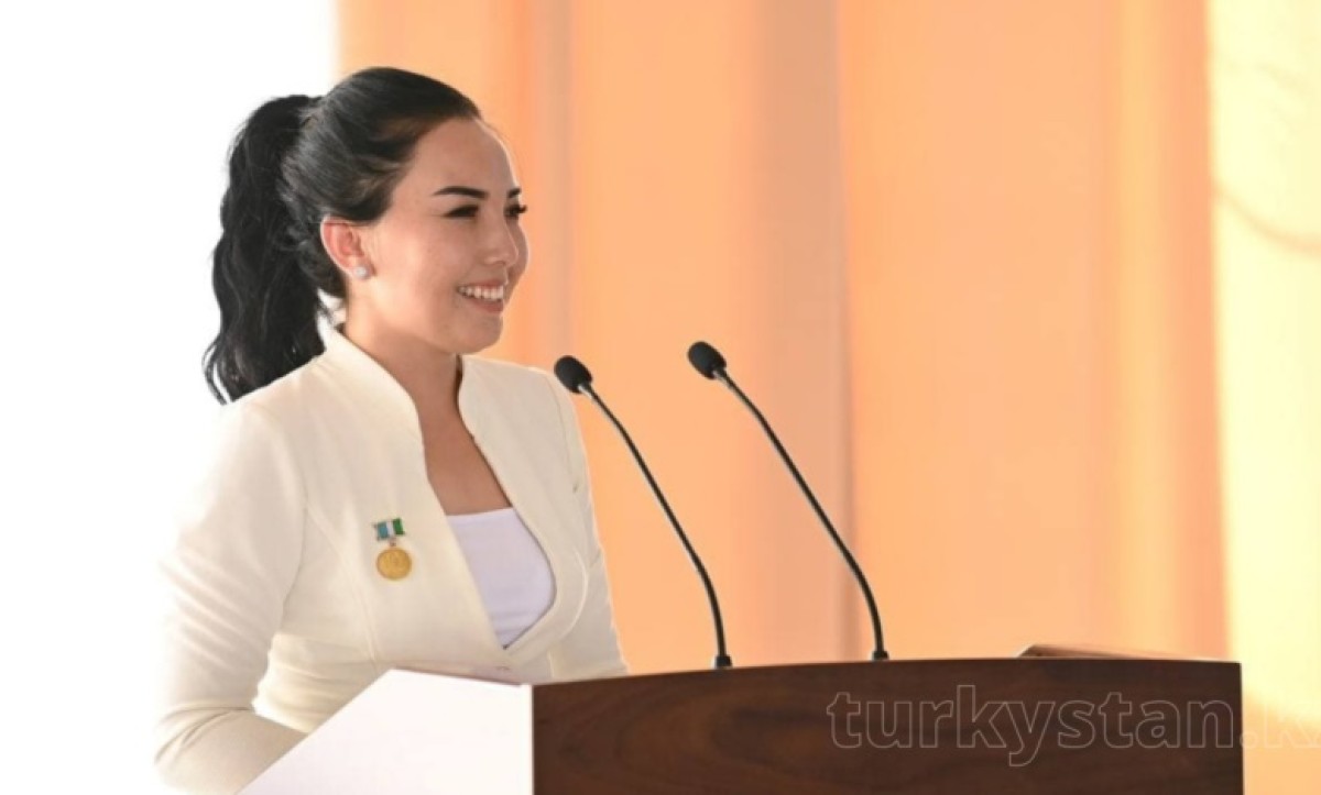 Өзбек президентін тәнті еткен қазақ қызы жаңа қызметке тағайындалды