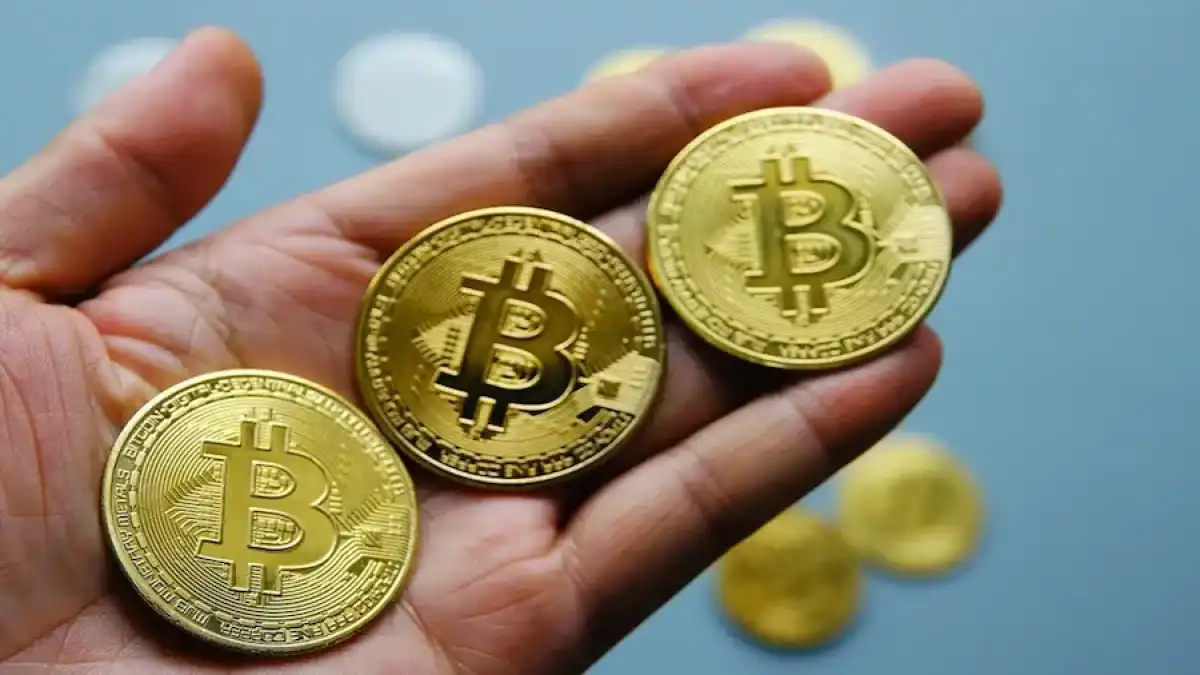 Елімізде бір биткоин өндіруге қажет электр қуатының құны – 32 400 доллар.