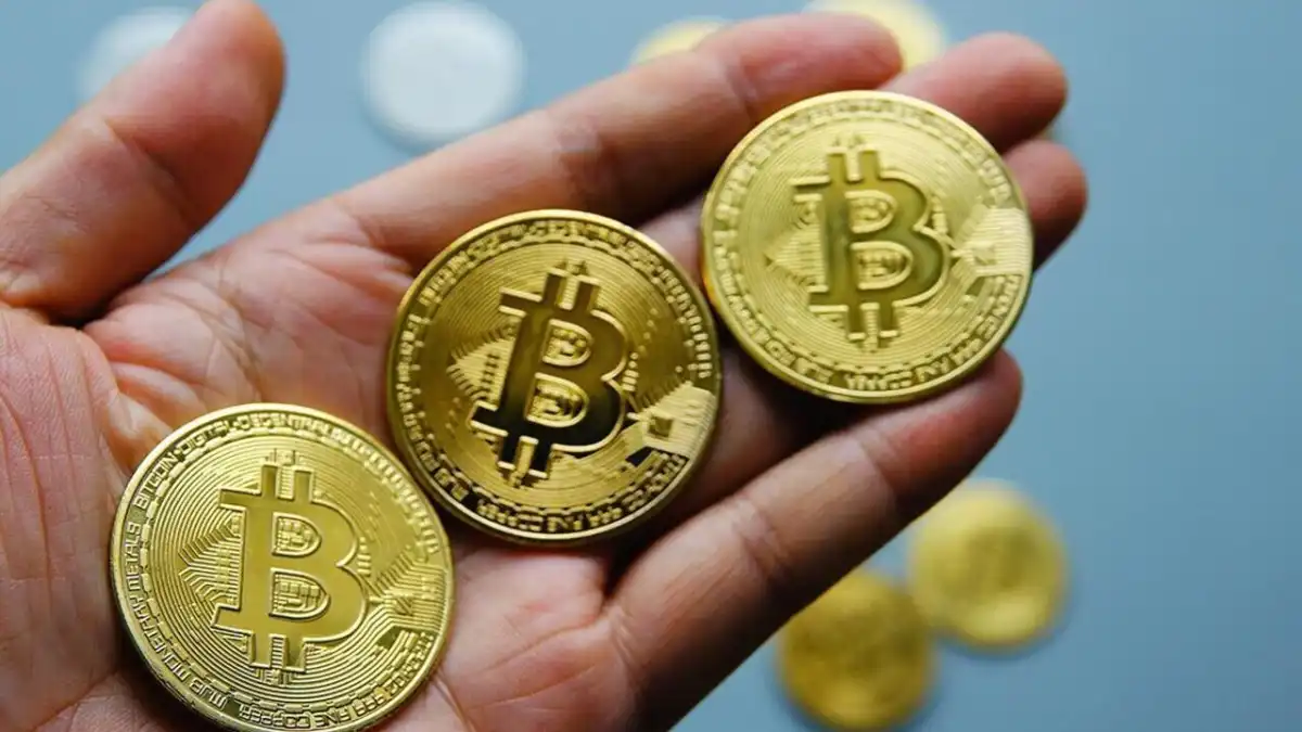 Биткоин тағы да тарихи рекорд орнатты
