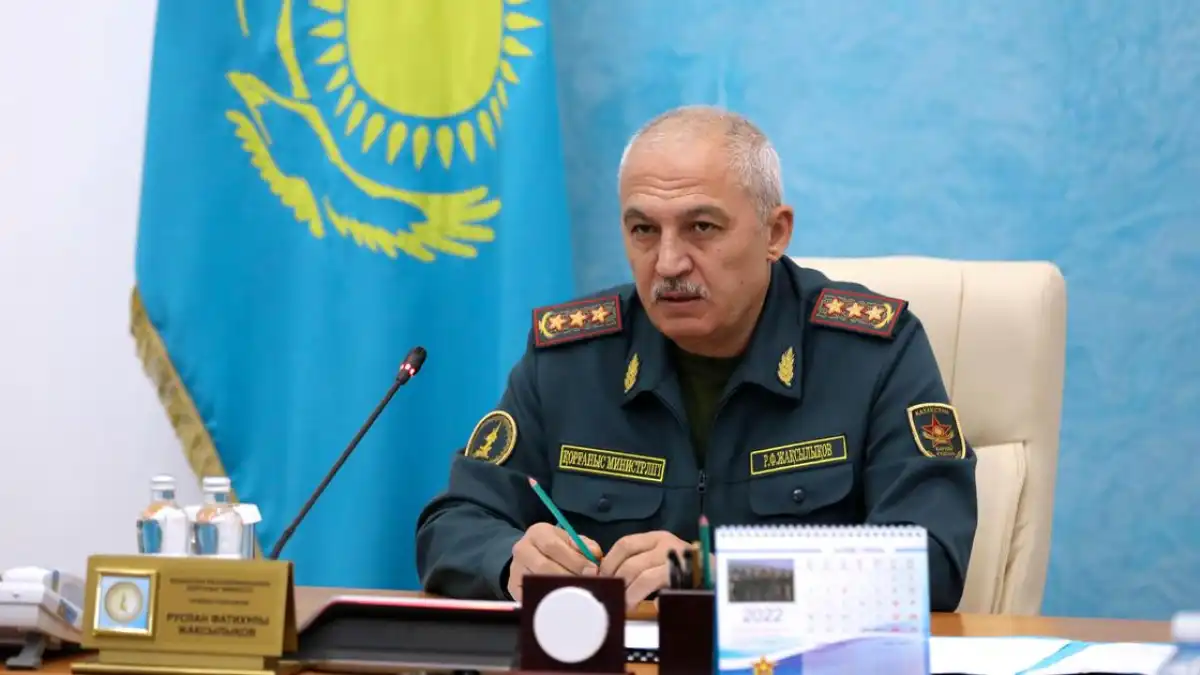 Руслан Жақсылықов қорғаныс министрі лауазымынан босатылды