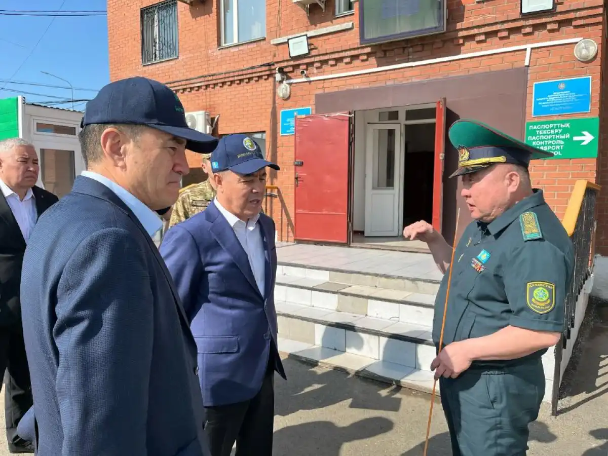 БҚО әкімі «Сырым» шекара бекетін қайта жаңғырту жоспарымен танысты