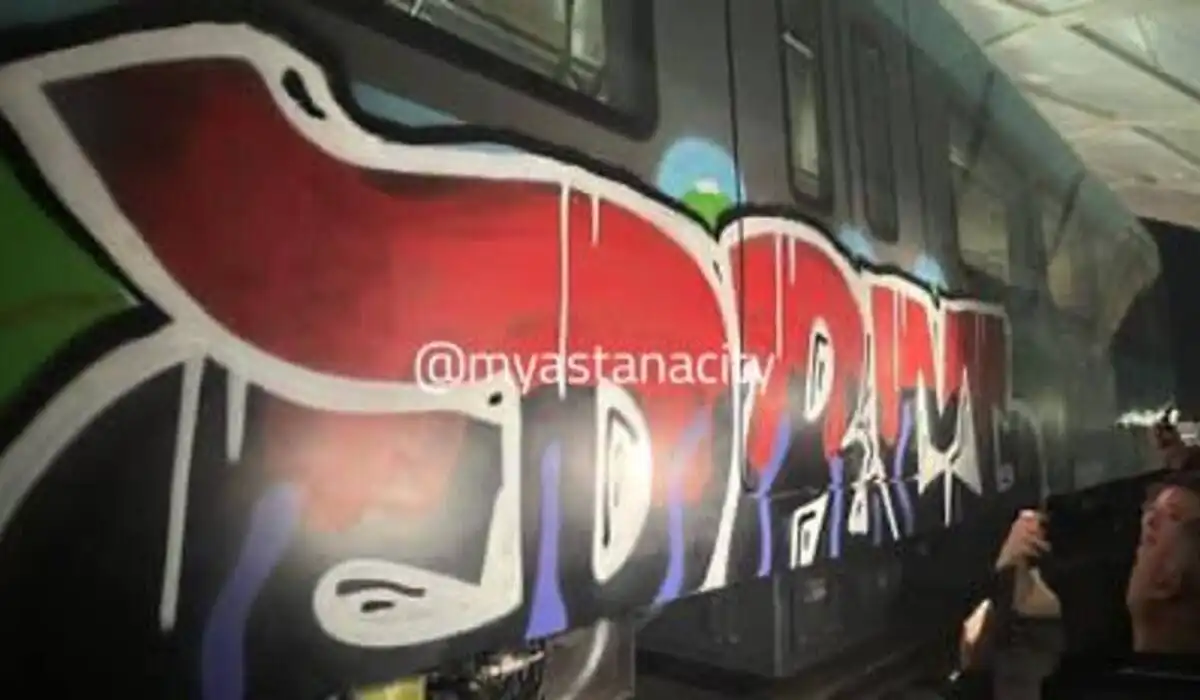 LRT жаңа вагондарын вандалдар бояп кеткен