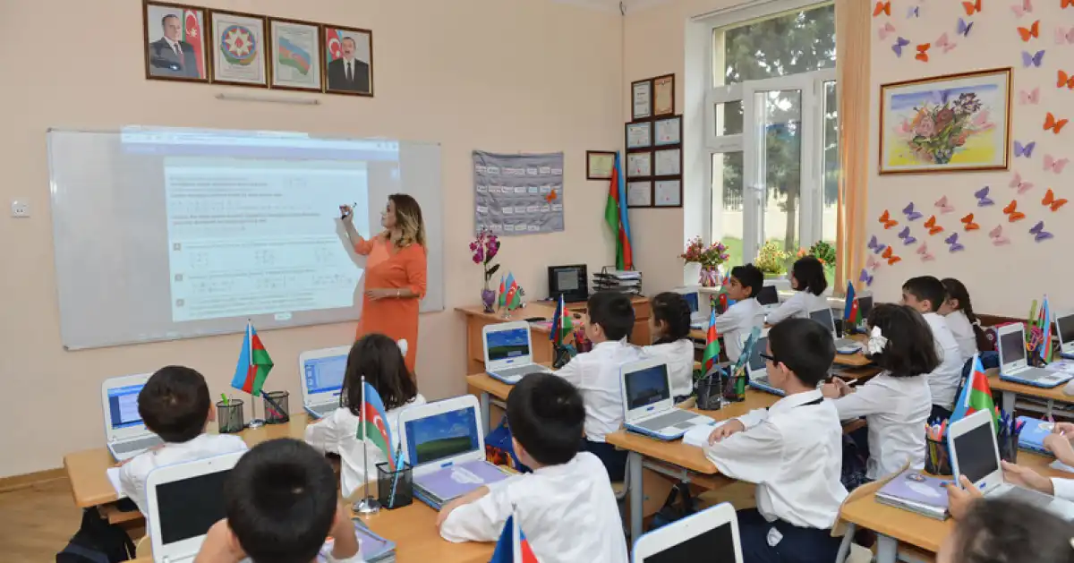 Әзербайжанда орыс тілді мектептер жабылады