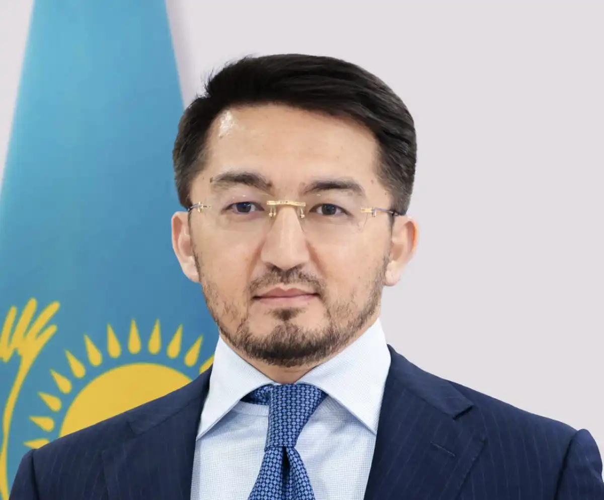Жасанды интеллект министрлігі қашан құрылып үлгерді?  Жаслан Мәдиев Жасанды интеллект министрі болды