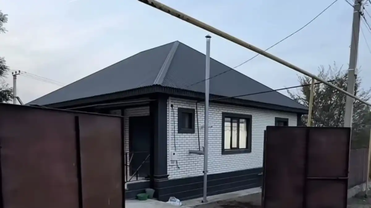 Шерзаттың отбасы қоныс тойын тойлады