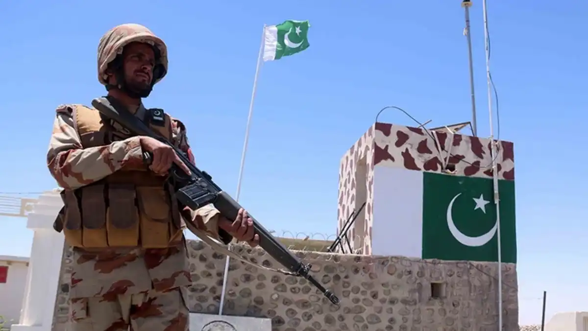 Пәкістан мен Ауғанстан шекарасында 6 сарбаз қаза тапты