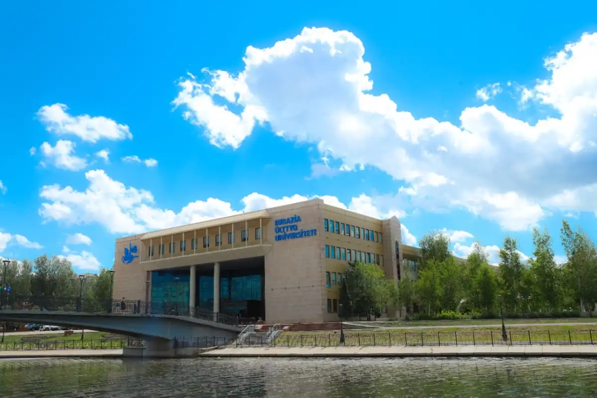 ЕҰУ Азиядағы үздік 100 ЖОО қатарында 61 орында