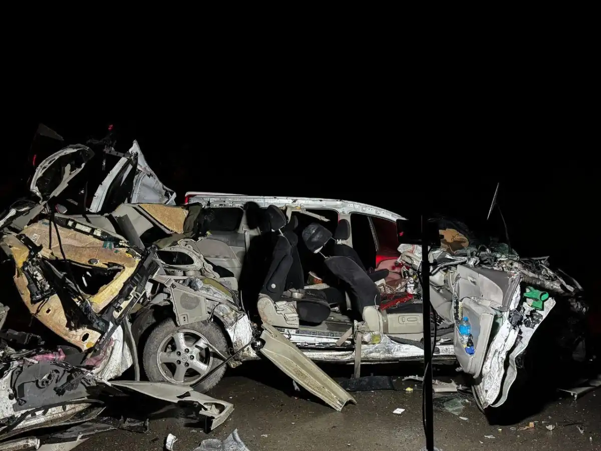 Жан түршігерлік жол апатынан бес адам қаза тапты