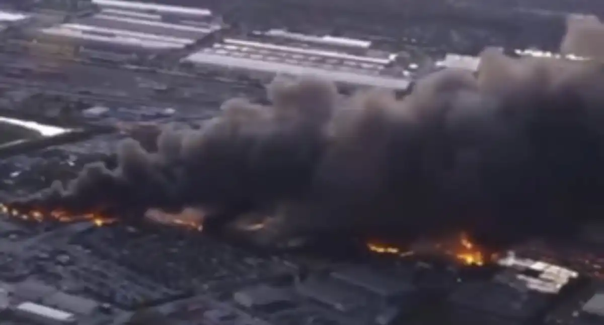 АҚШ-та жүк ұшағы апатқа ұшырады — қаза тапқандар бар