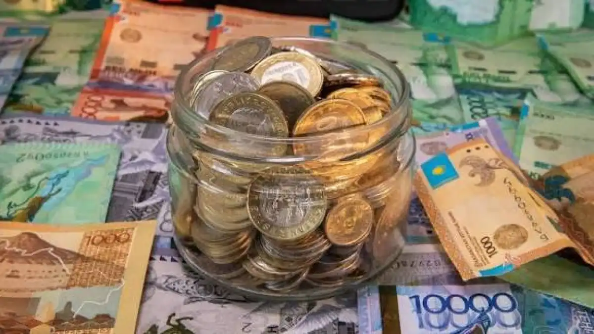 Теңге құнсызданғанда қаражатты қалай қорғау керек?