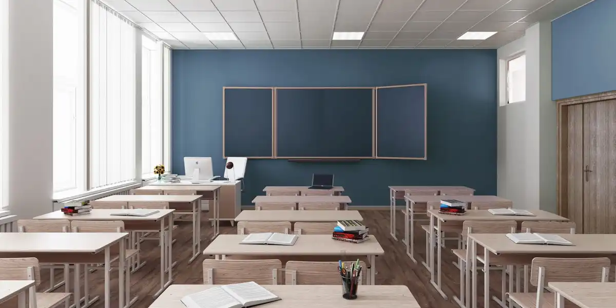 Жеке мектеп мұғалімі ата-ананы алдап оқу ақысын өзі алып отырған