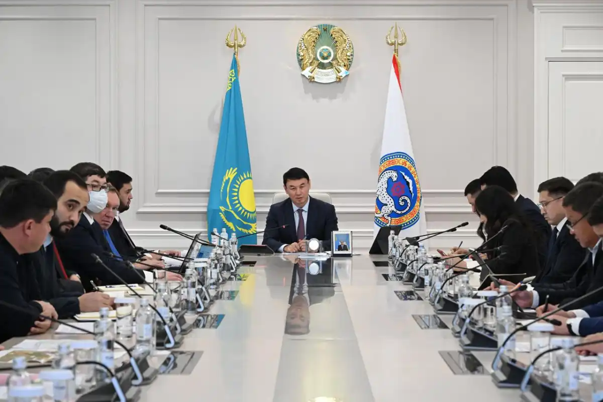 Алматыда Өңірлік штаб отырысында инвестициялық жобалар қаралды