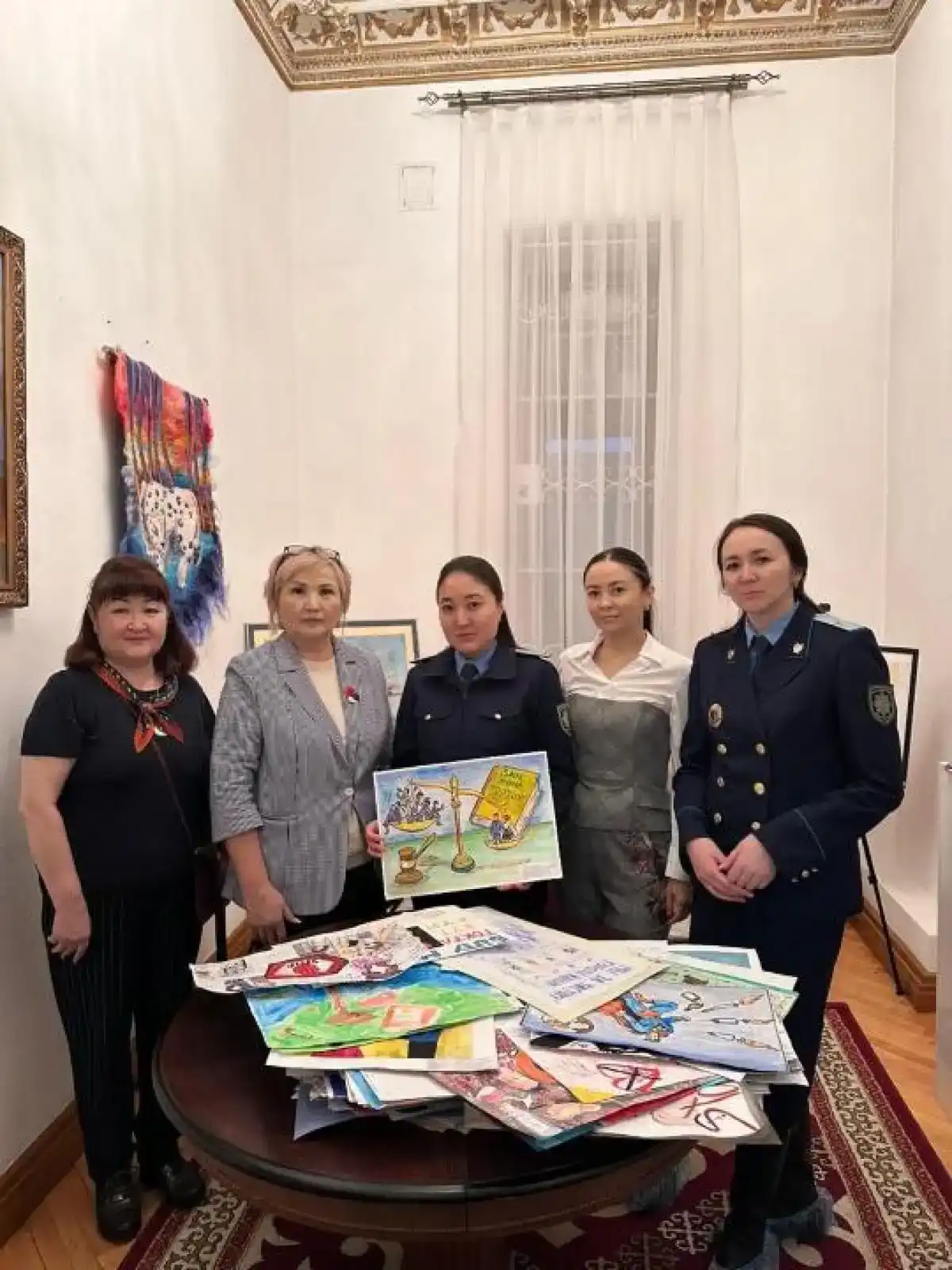 Астанада балалар арасында «Заң және тәртіп» тақырыбындағы сурет байқауы өтті