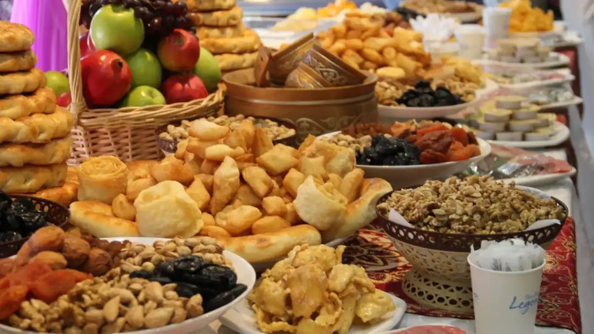 Дастарханға көп тамақ қоюға болмайды: ҚМДБ жаназа және құдайы ас мәзірін бекітті