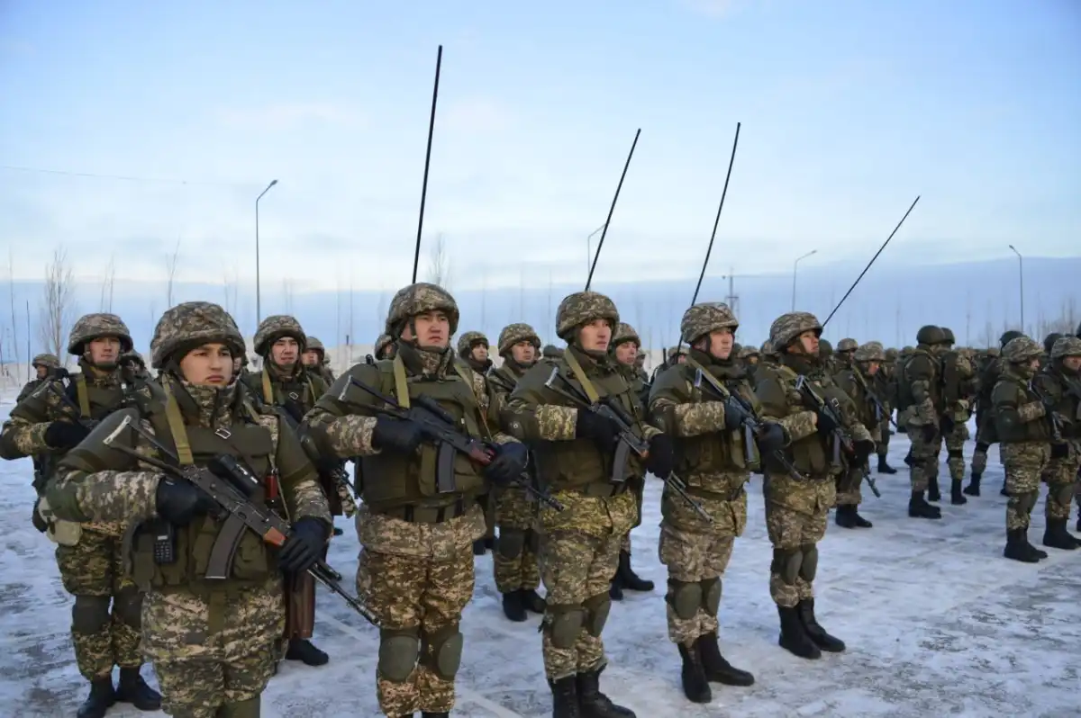 Ел әскері жоғары дайындыққа көшті: алдағы күндері бізді не күтіп тұр?