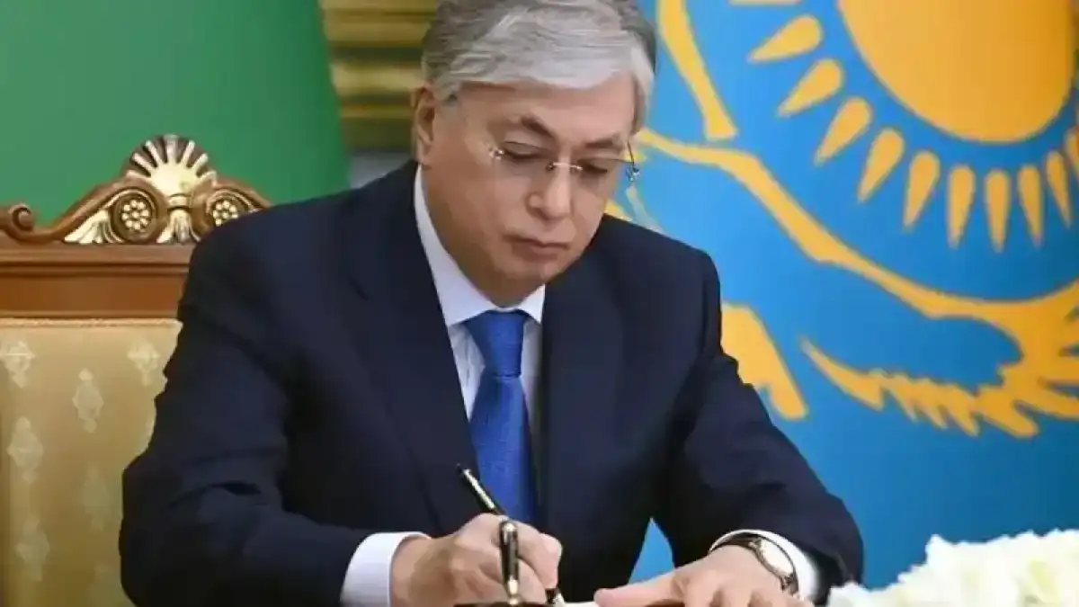 Тоқаев 2026–2028 жылдарға арналған республикалық бюджетті бекітті