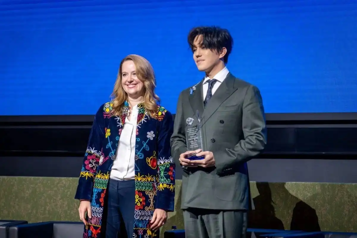 Димаш БҰҰ-ның жаһандық ізгілік елшісі болып тағайындалды