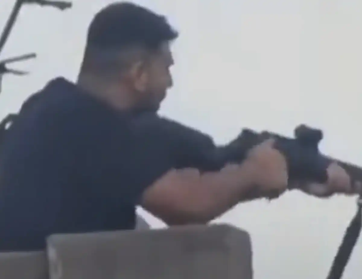 Аустралиядағы  атысты әкелі-балалы екеу ұйымдастырған