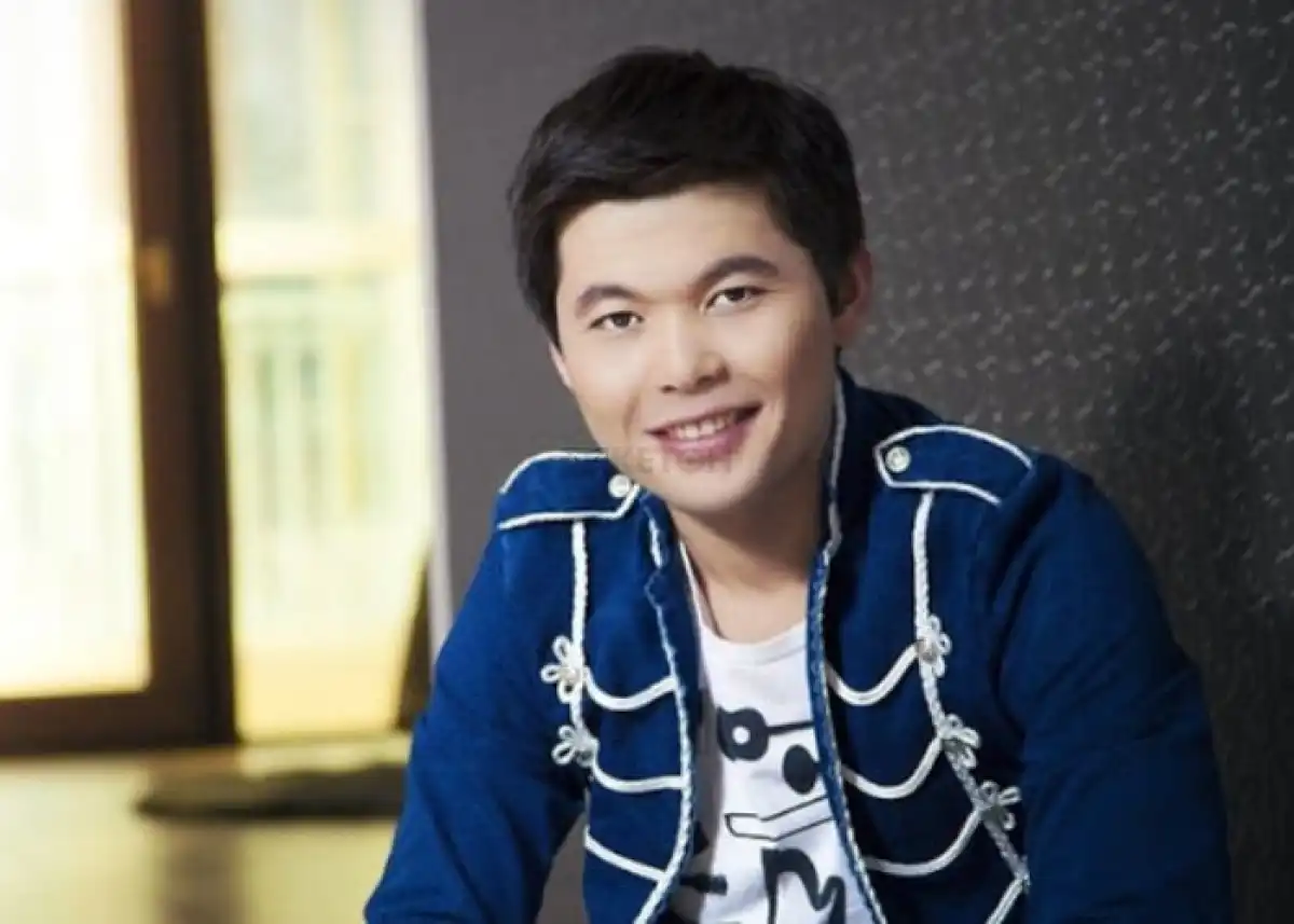 Ернар Айдар халықтан 1 жыл сақтаған сырымен бөлісті