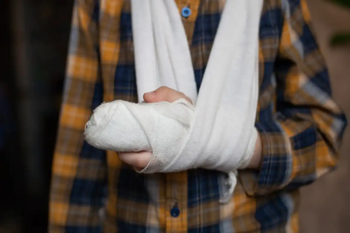 Жамбылда сарбаз ауыр жарақат алды: қылмыстық іс қозғалды