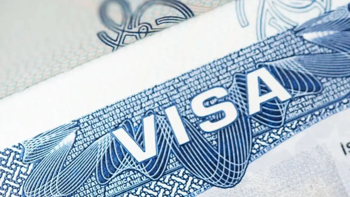 АҚШ-тың қазақстандықтарға иммиграциялық визаны тоқтатуына не себеп?