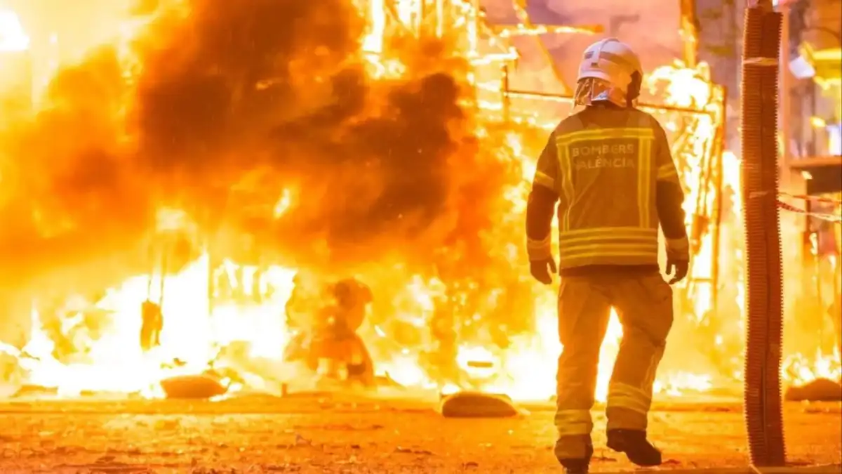 СҚО-да қасірет: құлыптаулы үйде қалған 5 жасар қыз өрттен көз жұмды