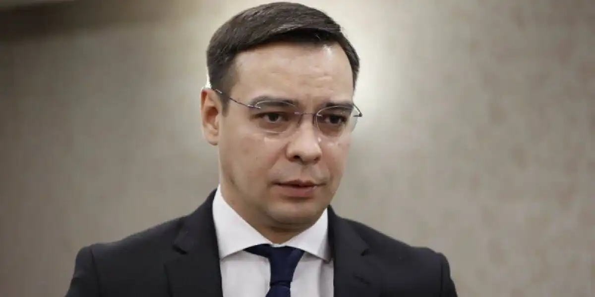 Артур Ластаев Конституцияда өмір сүру құқығының абсолюттік басымдығын бекітуді ұсынды