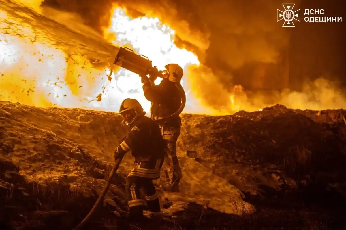 Ресей дрондары Одессадағы теміржол нысанын соқты: алапат өрт шықты