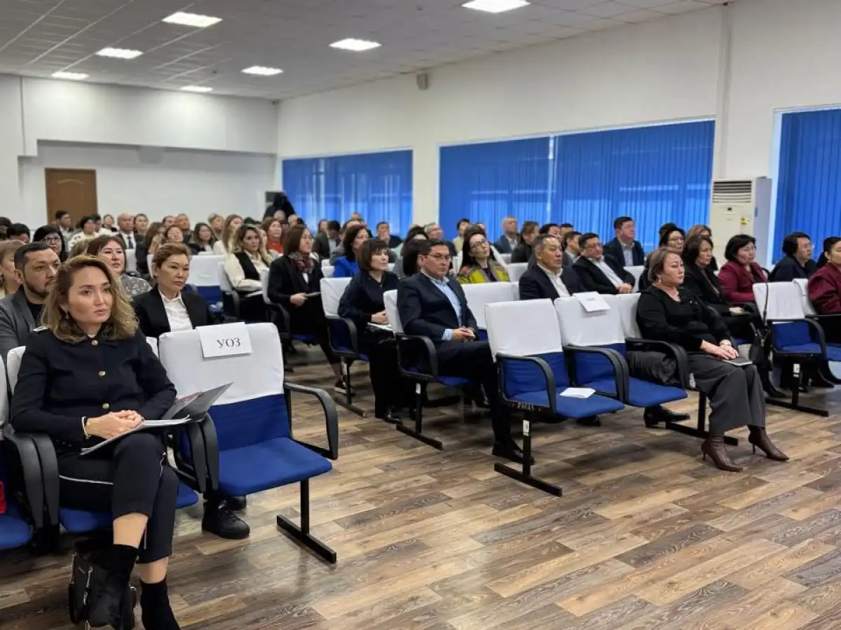 Алматыда ана мен бала өлімін азайтуға бағытталған жаңа жоспар талқыланды