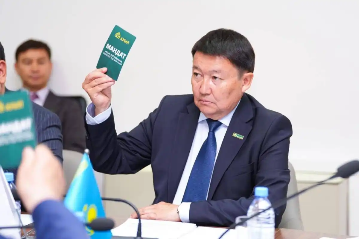 «Ауыл» партиясының төрағасы ауысты