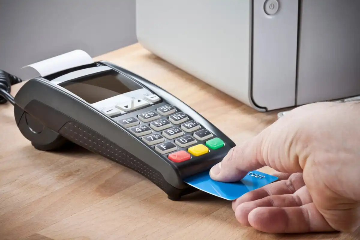 Қазақстанда QR-төлемдер POS-терминал арқылы төлемдерді басып озды