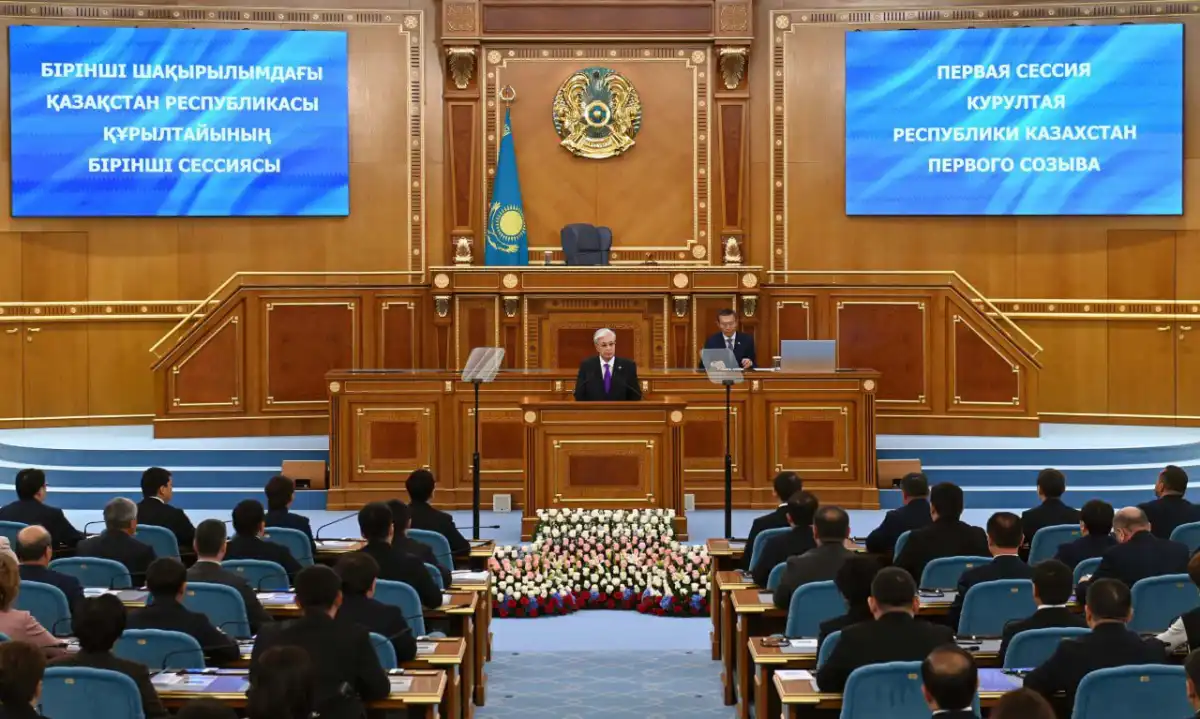 Тоқаев Үкіметтің өкілеттігін доғару туралы Жарлыққа қол қойды