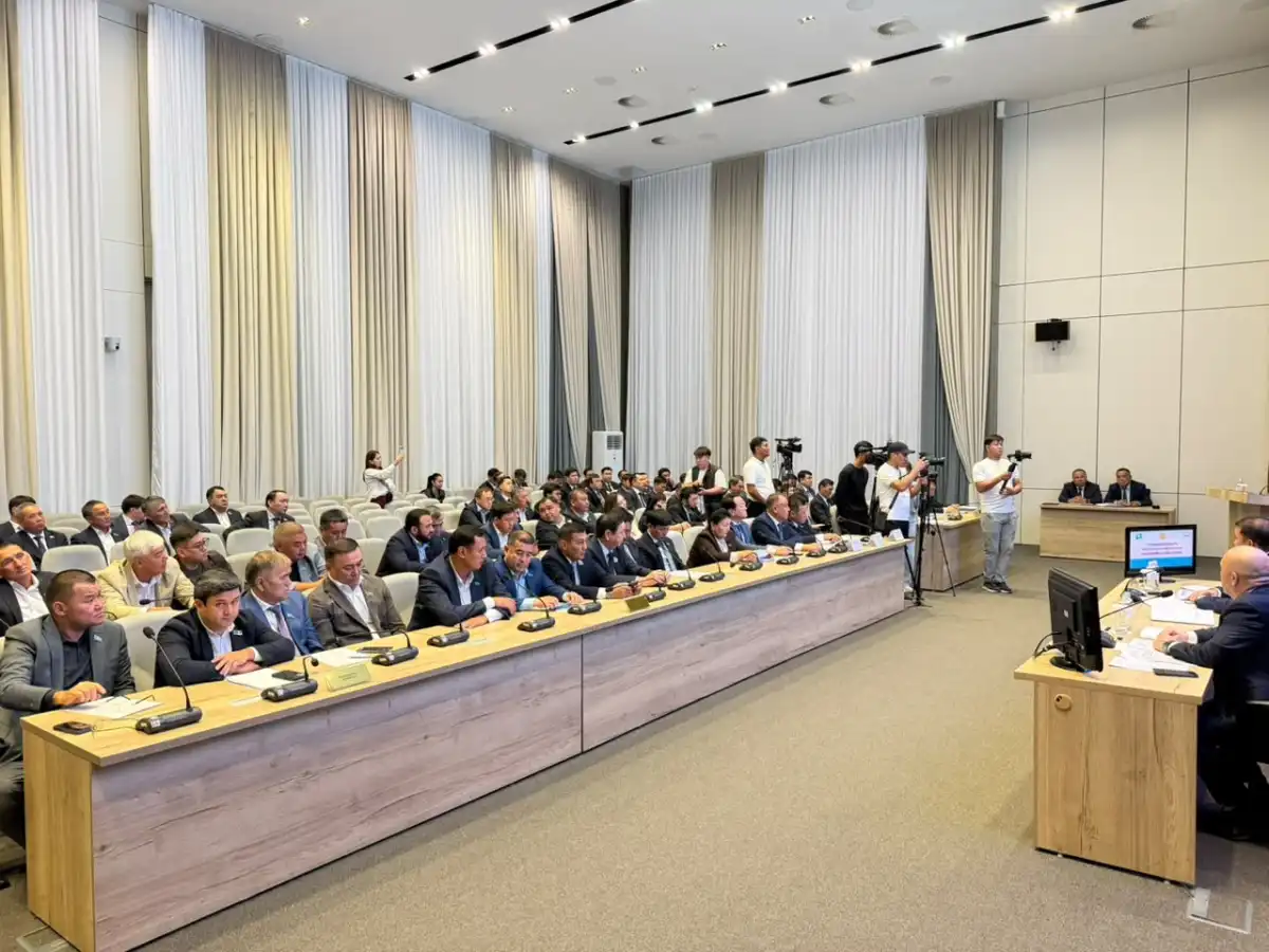 Түркістан облыстық мәслихатында 20 мәселе қаралды